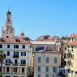 https://suite-mont-18-sanremo.hotelitalianriviera.com