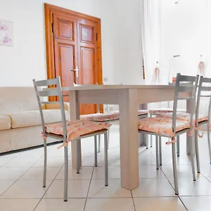https://casa-vacanze-floria.it-tuscanyhotel.com